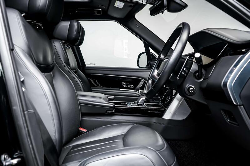 Land Rover Range Rover view 7