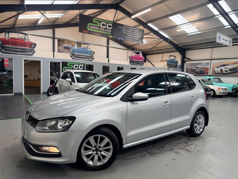 Volkswagen Polo view 6