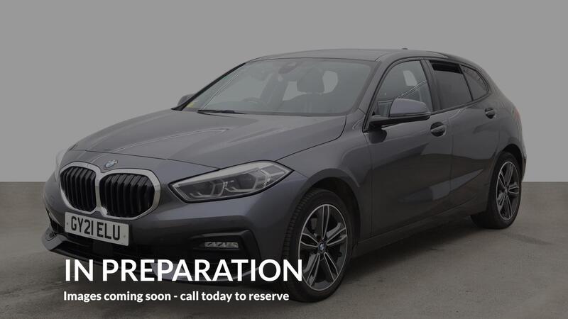 BMW 1 Series view 2