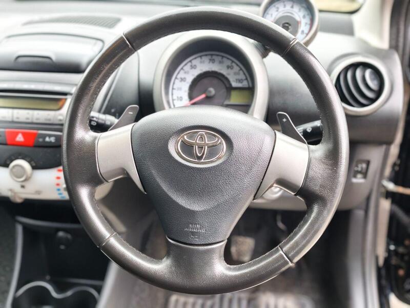 Toyota Aygo view 3