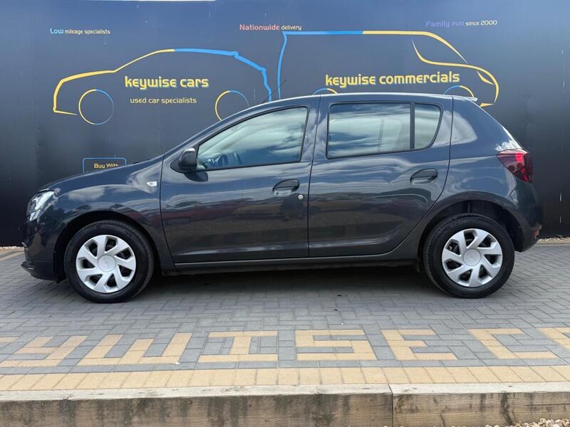 Dacia Sandero view 2