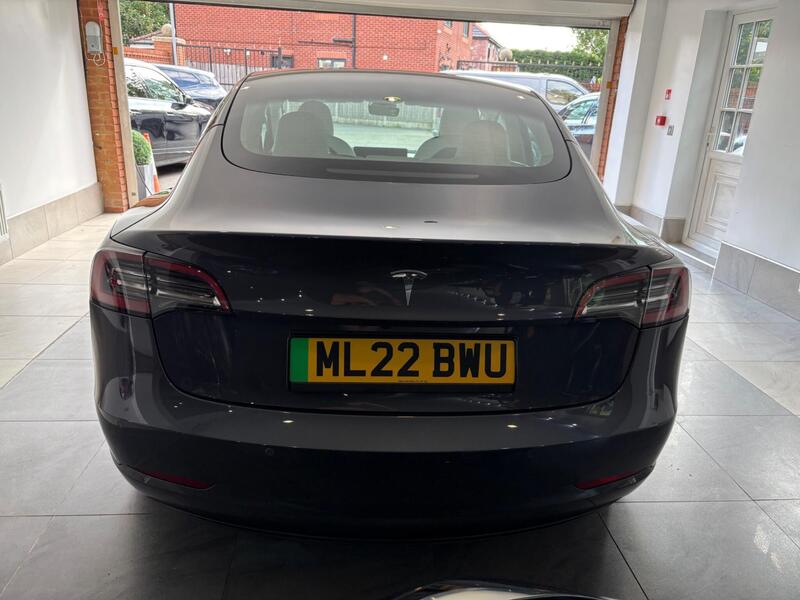 Tesla Model 3 view 7