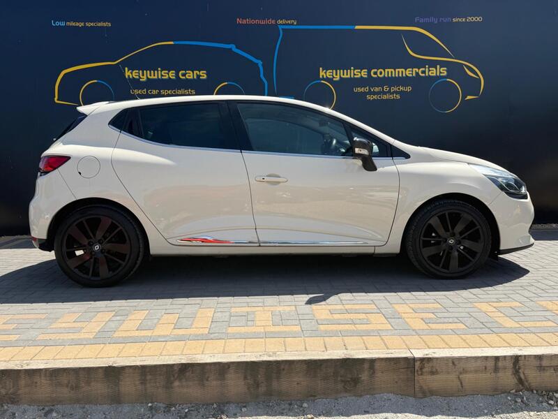 Renault Clio view 6
