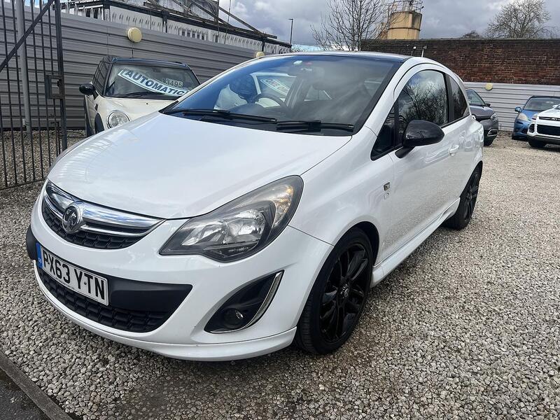 Vauxhall Corsa view 3