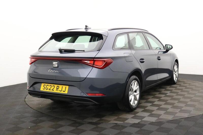 SEAT Leon view 4