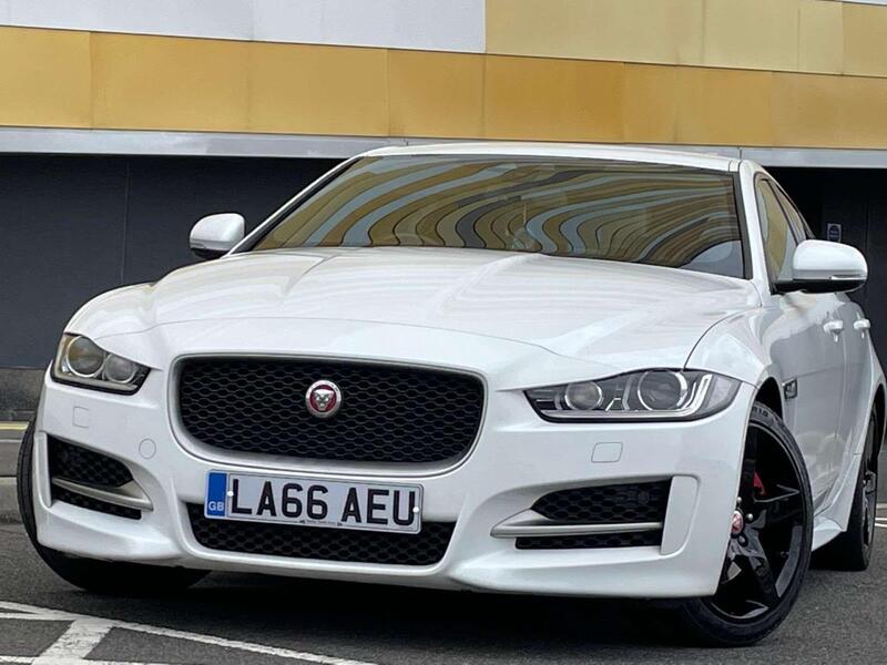 Jaguar Xe view 6