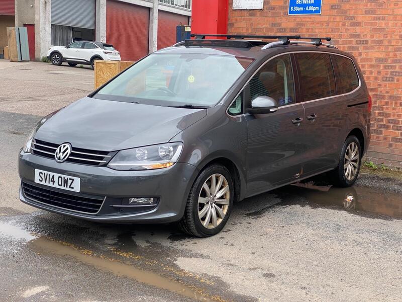 Volkswagen Sharan view 2