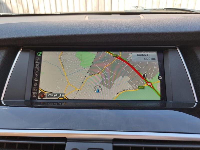 BMW 5 Series view 3