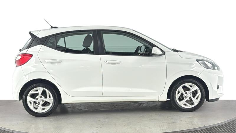 Hyundai I10 view 3