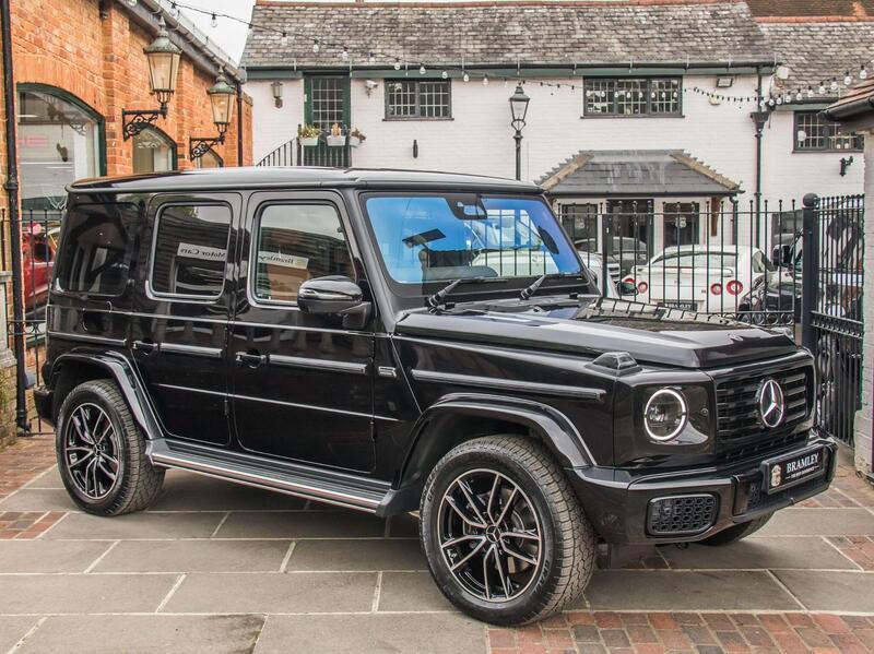 Mercedes-Benz G-Class view 4
