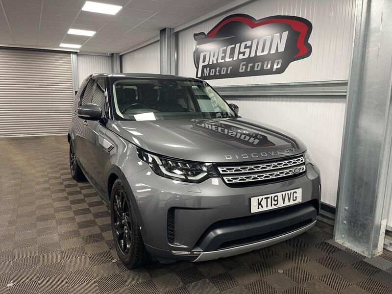 Land Rover Discovery 3 view 2