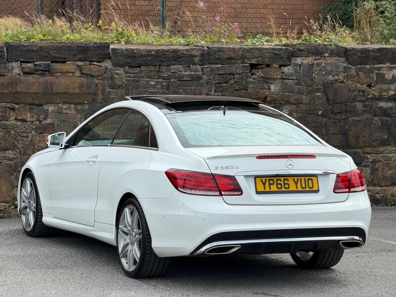 Mercedes-Benz E-Class view 5