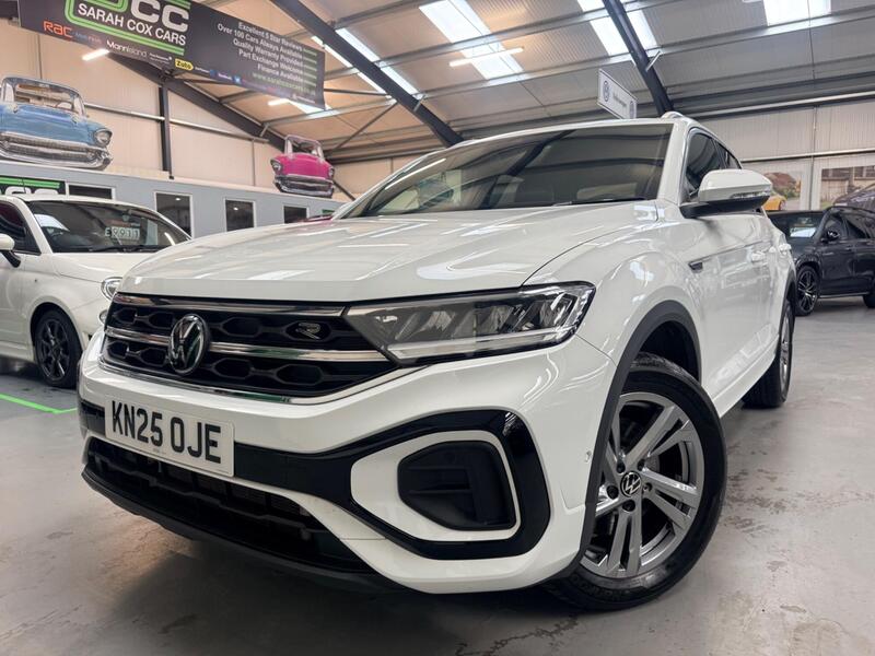 Volkswagen T-Roc view 5