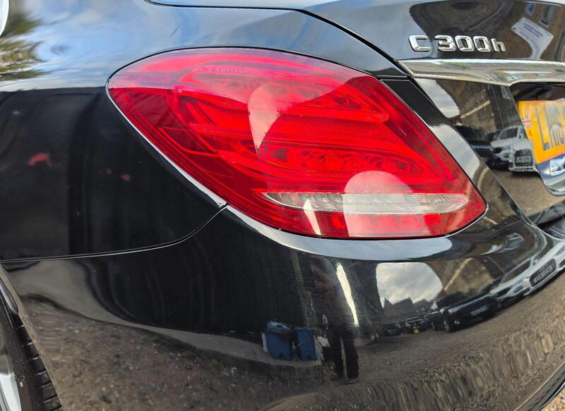 Mercedes-Benz C Class 2.1 C300dh AMG Line (Premium Plus) G-Tronic+ Euro 6 (s/s) 4dr thumbnail 10