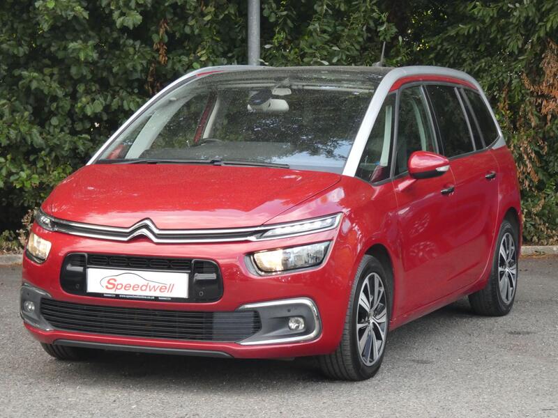 Citroen Grand C4 Picasso view 4
