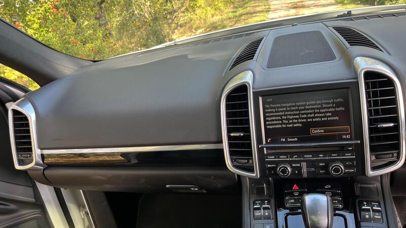 2015 Porsche Cayenne — photo 34