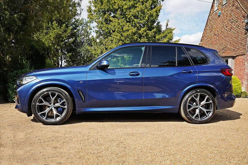 BMW X5 view 2