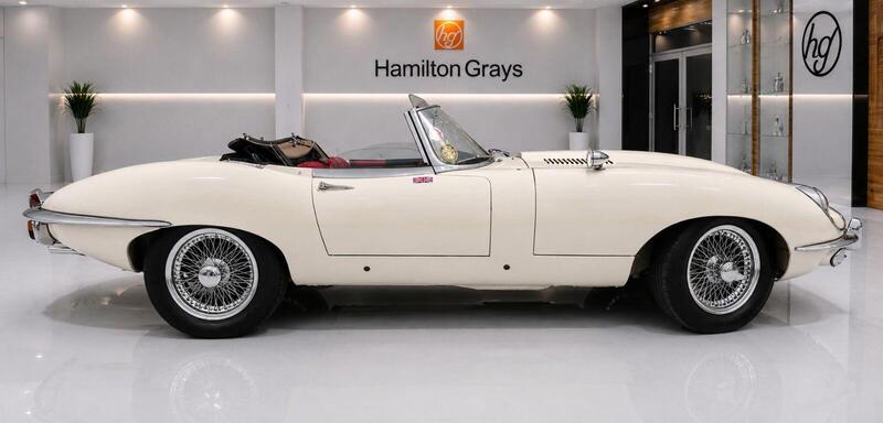 Jaguar E-Type view 6