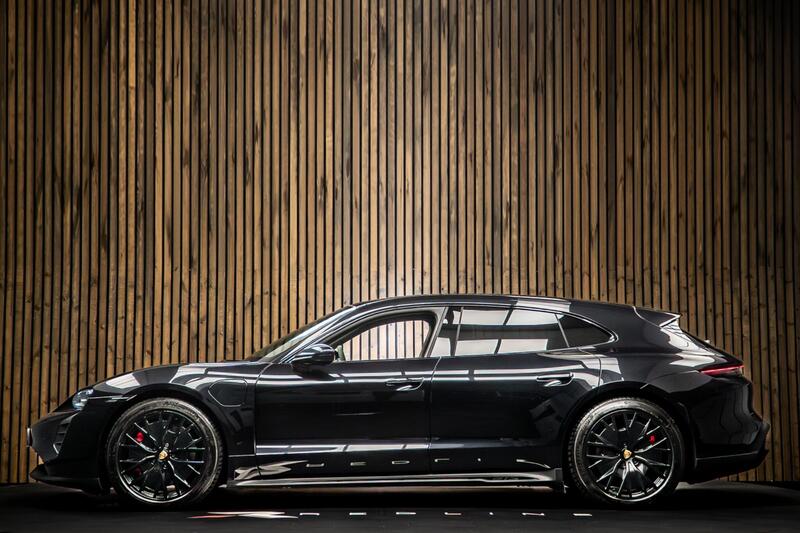 Porsche Taycan view 7
