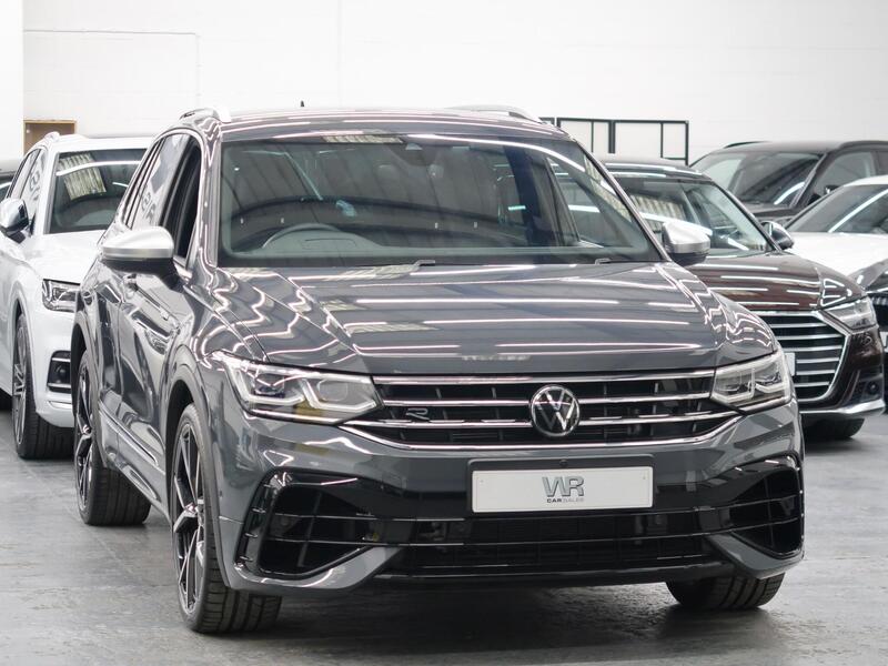 Volkswagen Tiguan view 6
