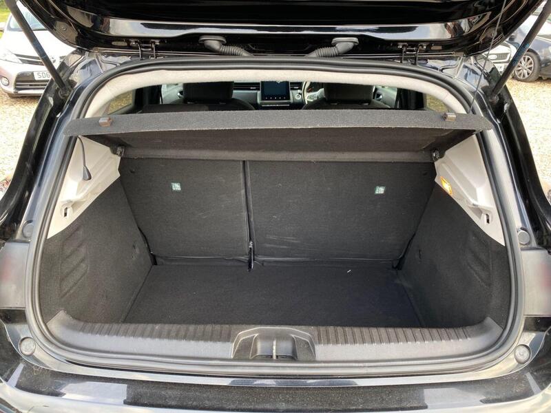 Renault Clio view 6