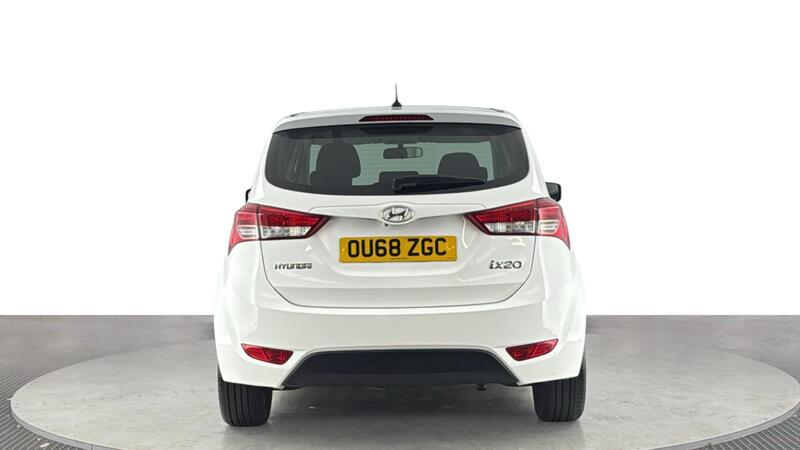 Hyundai Ix20 view 5