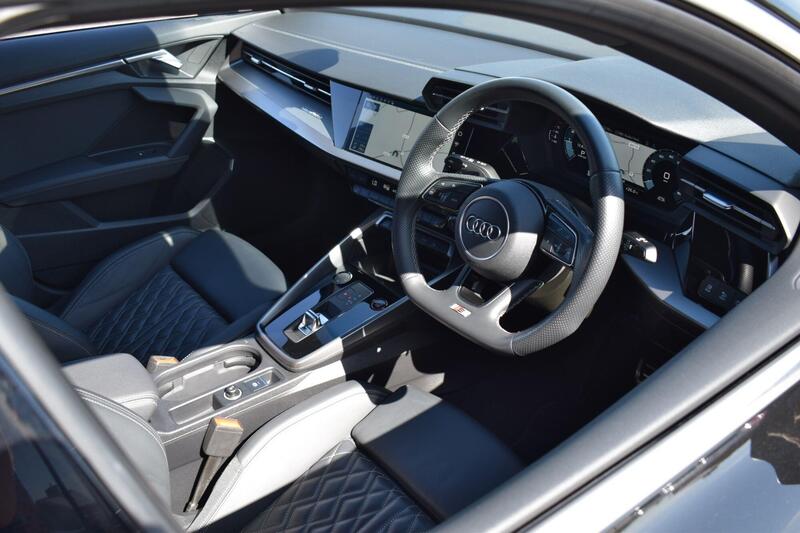 Audi Audi S3 view 3