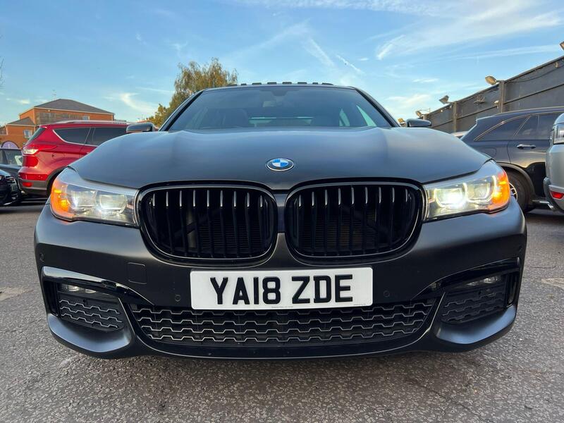 BMW 7 Series view 3