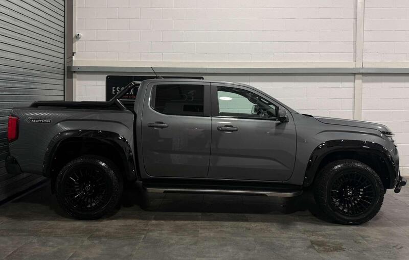 Volkswagen Amarok view 4