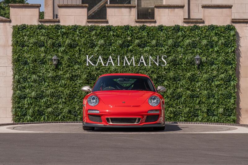 Porsche 911 view 3