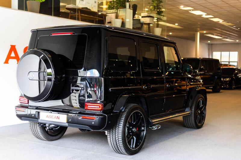 Mercedes-Benz G-Class view 7