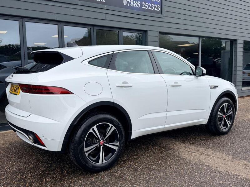 Jaguar E-Pace view 4