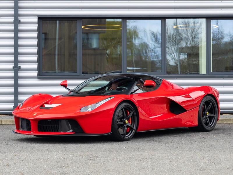 Ferrari Laferrari view 7