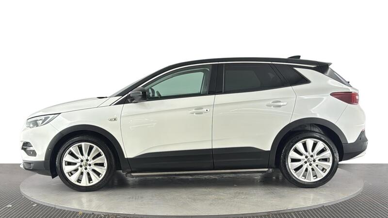 Vauxhall Grandland X view 7