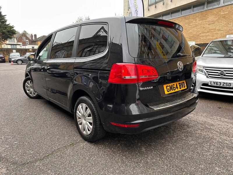Volkswagen Sharan view 4