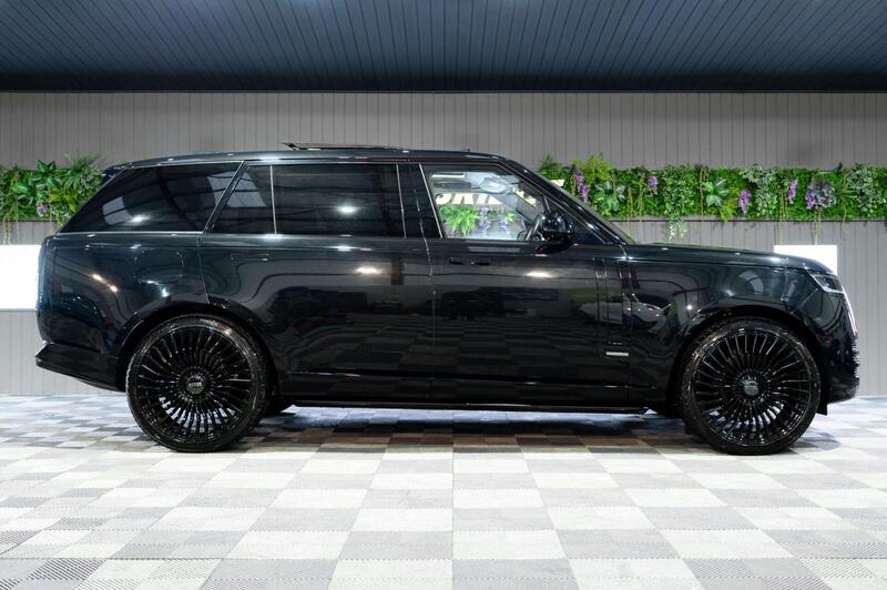 Land Rover Range Rover view 6