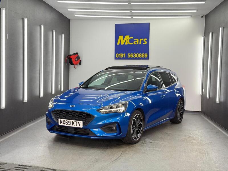Ford Focus view 2