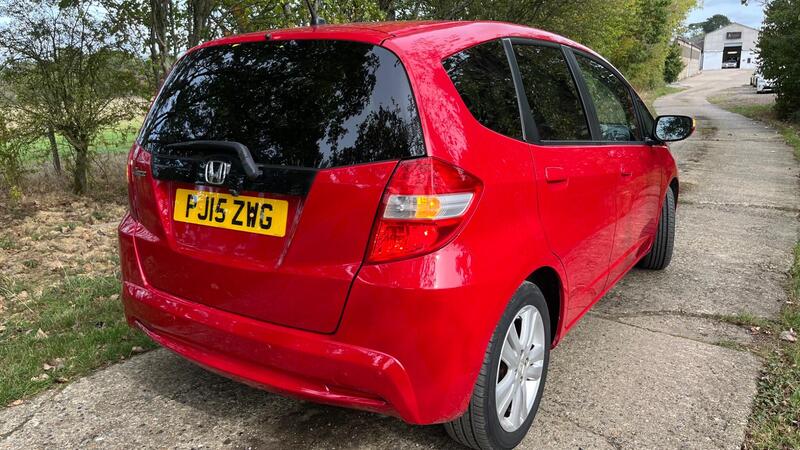 2015 Honda Jazz — photo 12