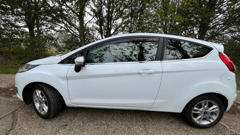 2015 Ford Fiesta — photo 6