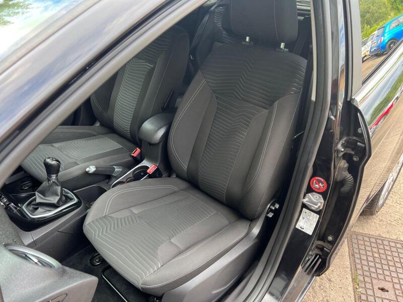 Ford Fiesta view 16