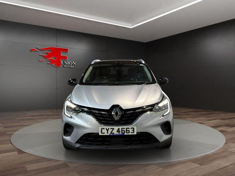 Renault Captur view 2