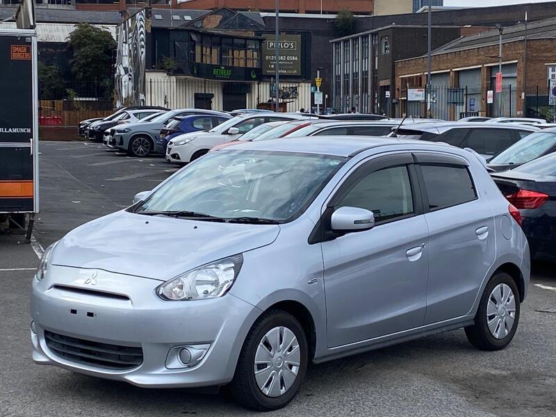 Mitsubishi Mirage main image