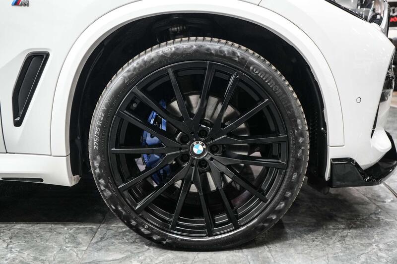 BMW X5 view 7