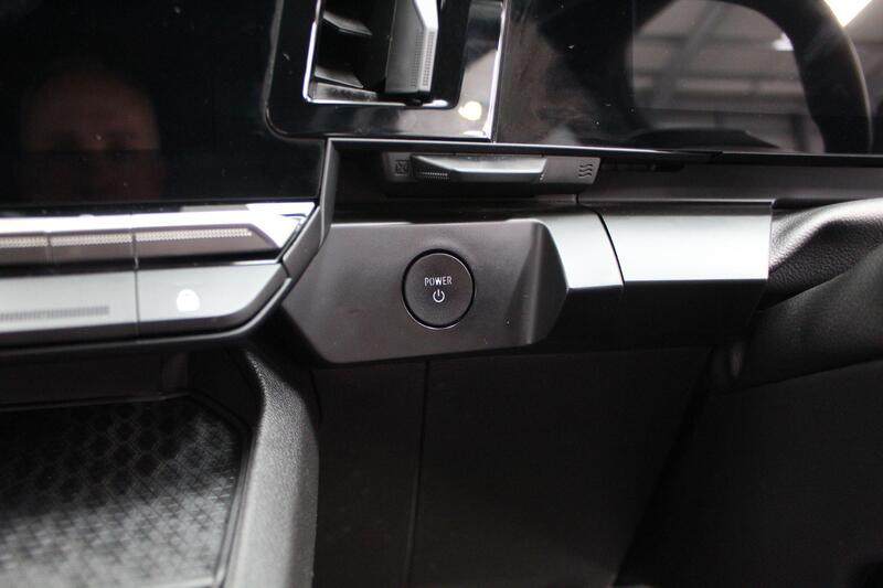 2023 Renault Megane E-Tech in White — image 57 of 83