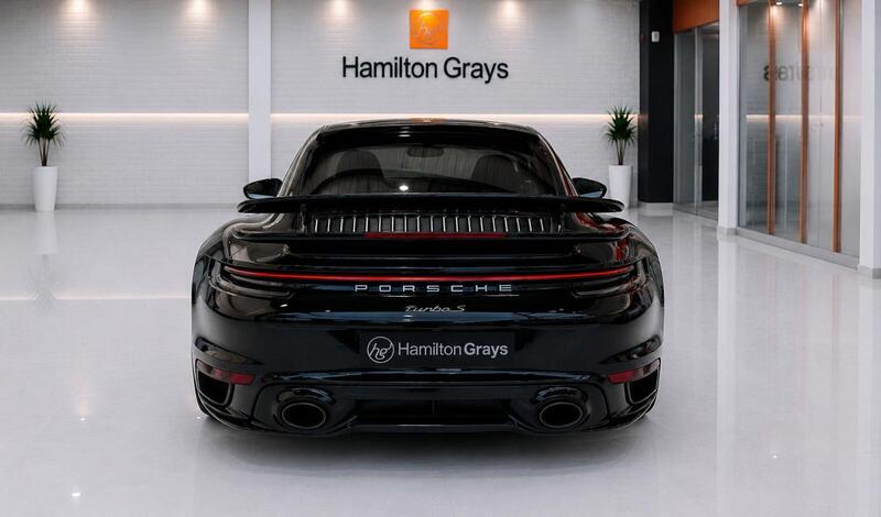 Porsche 911 view 5