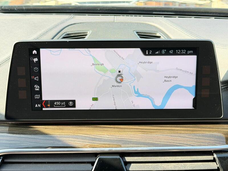 BMW 5 Series view 7