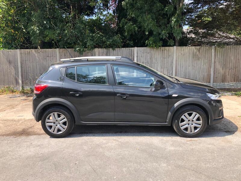Dacia Sandero Stepway view 2