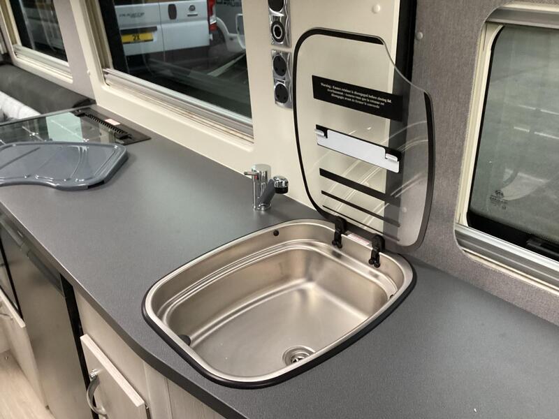 Auto-Sleepers Fairford — image 11