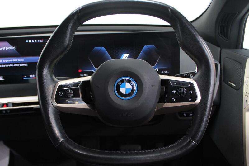 2022 BMW iX in White — image 50 of 88