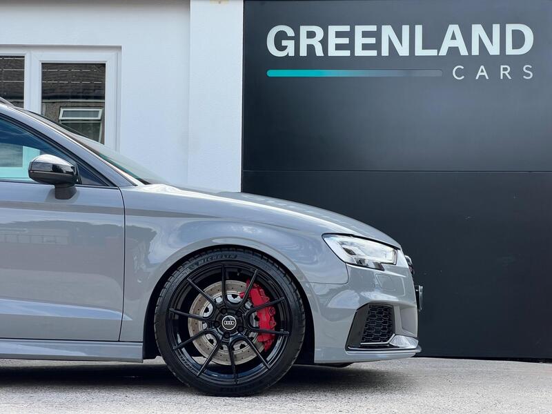 Audi RS3 view 6